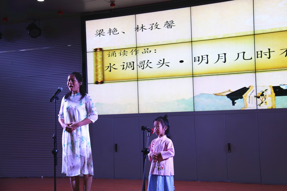 母女搭檔_副本.jpg